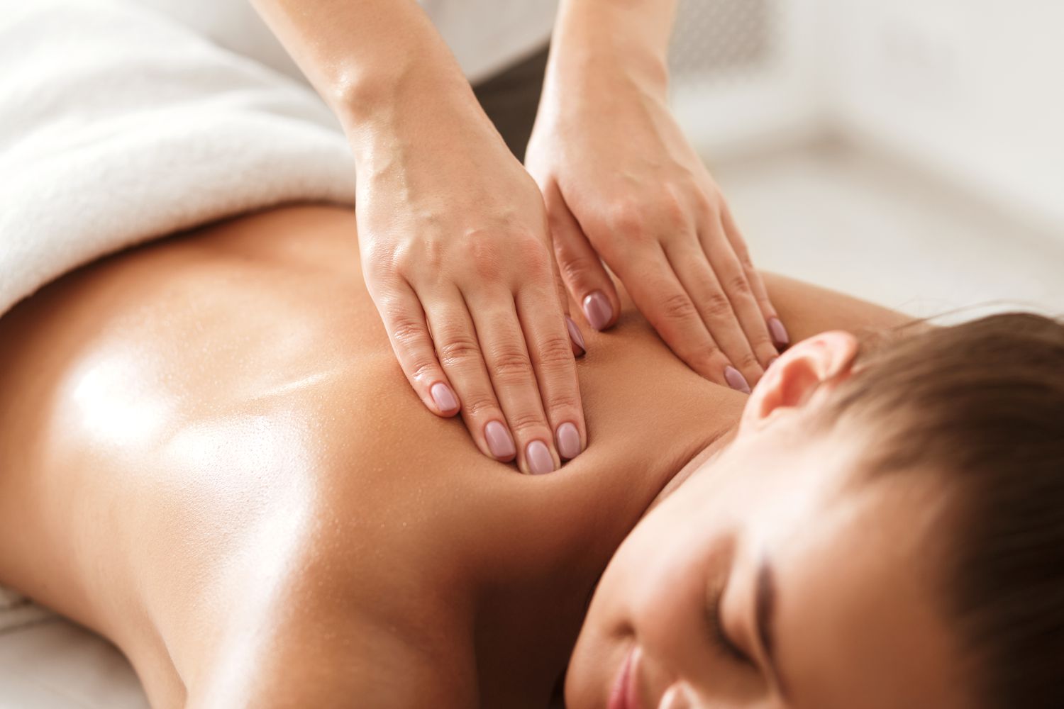 Massage gallery image